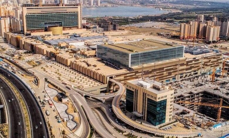 نزدیک ترین مترو به ایران مال